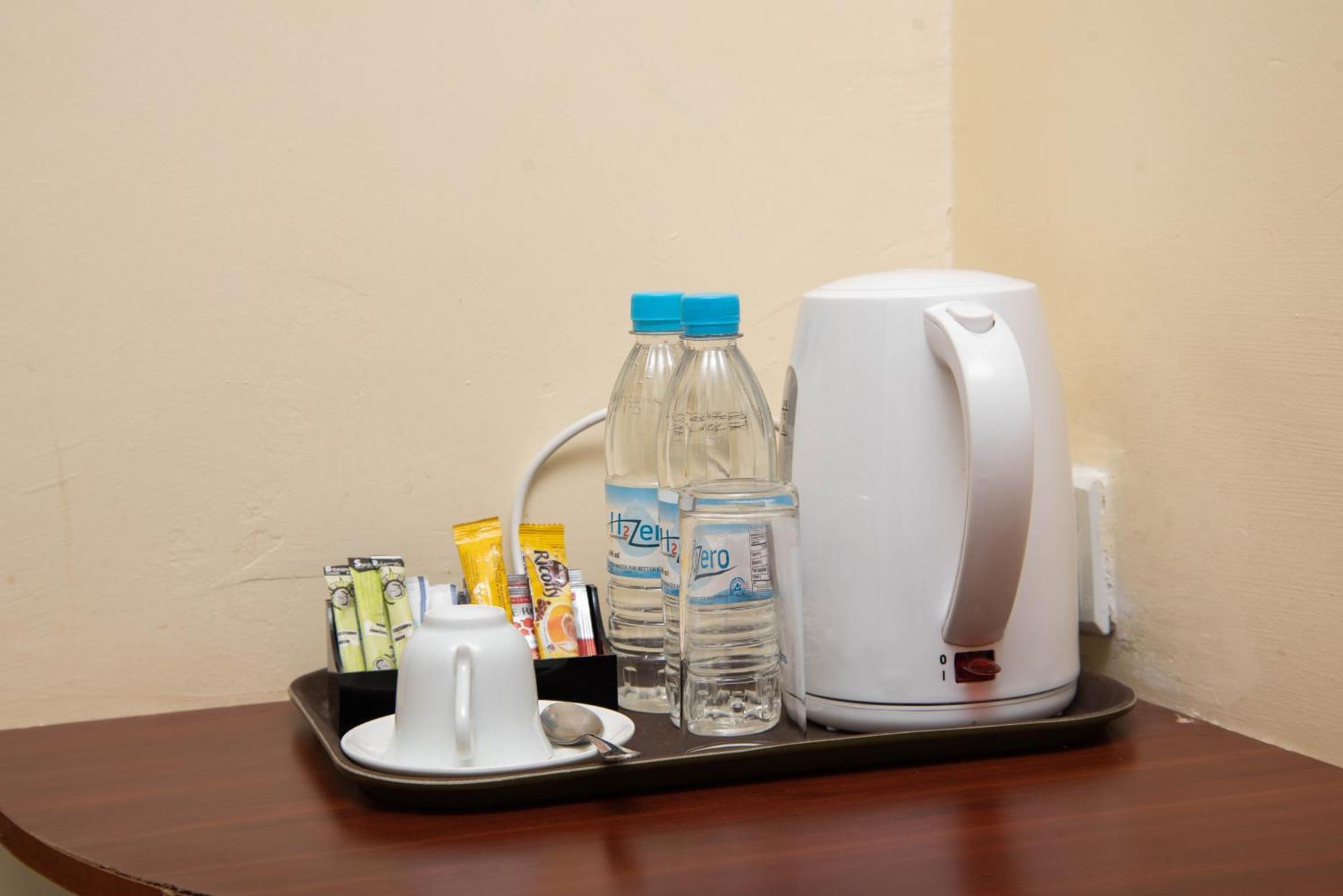 Mika Hotel Kabulonga Lusaka Esterno foto