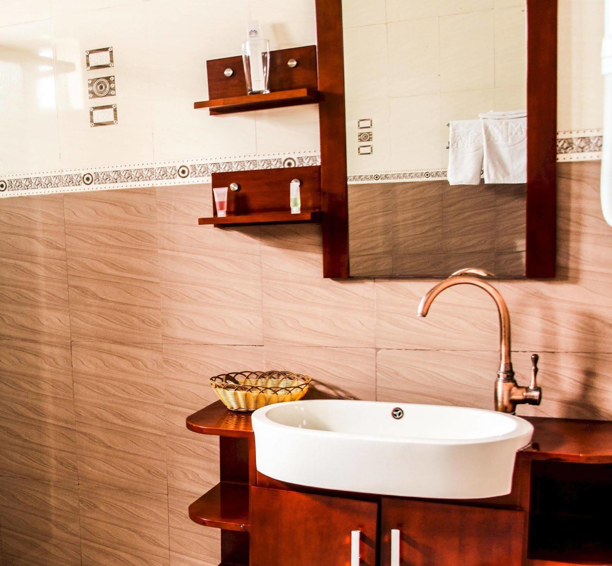 Mika Hotel Kabulonga Lusaka Esterno foto