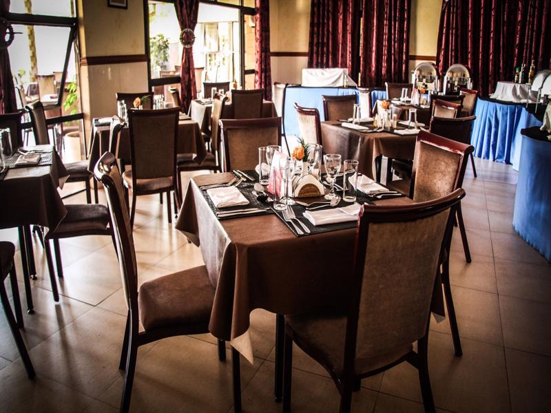 Mika Hotel Kabulonga Lusaka Esterno foto