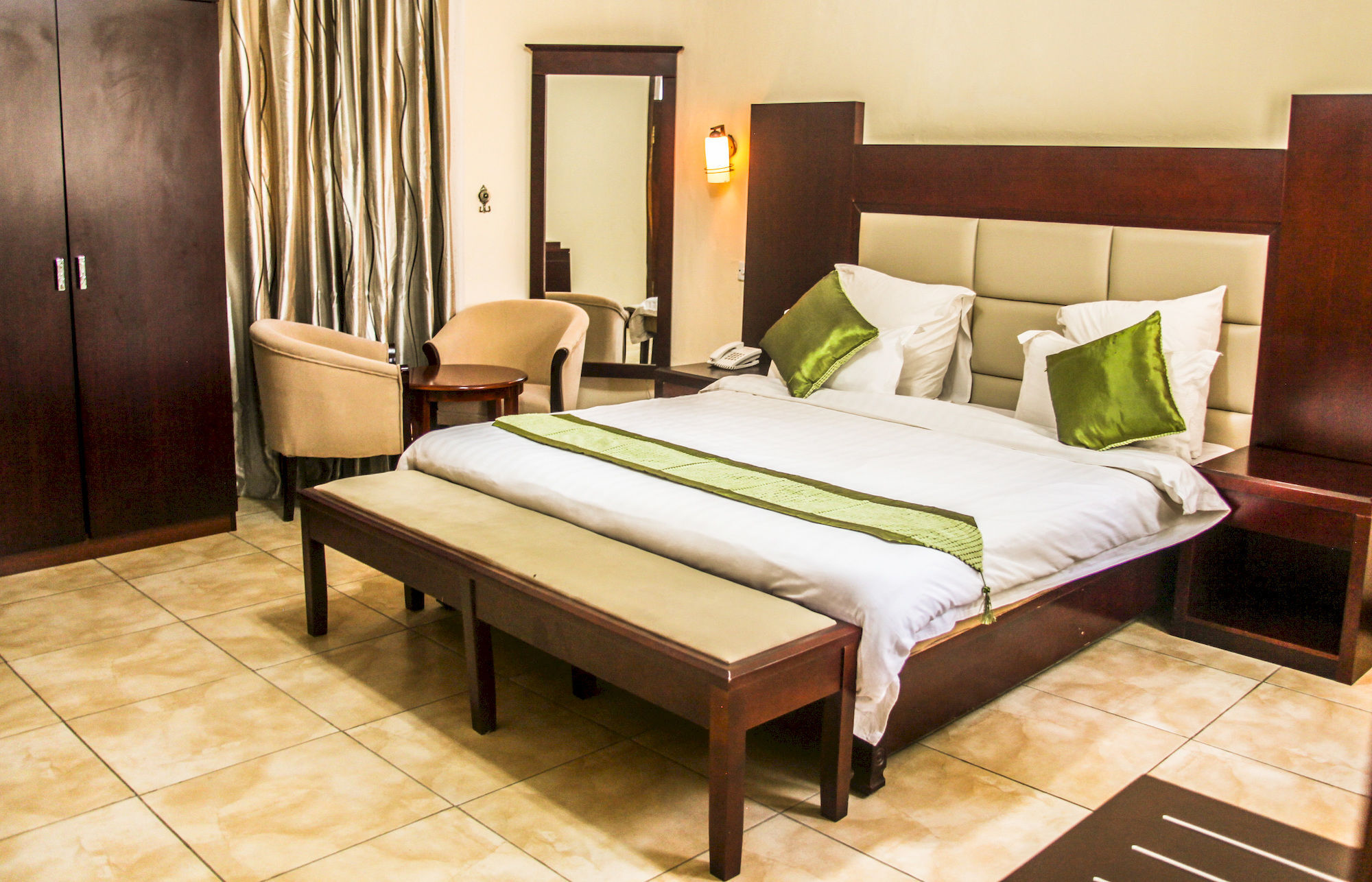 Mika Hotel Kabulonga Lusaka Esterno foto